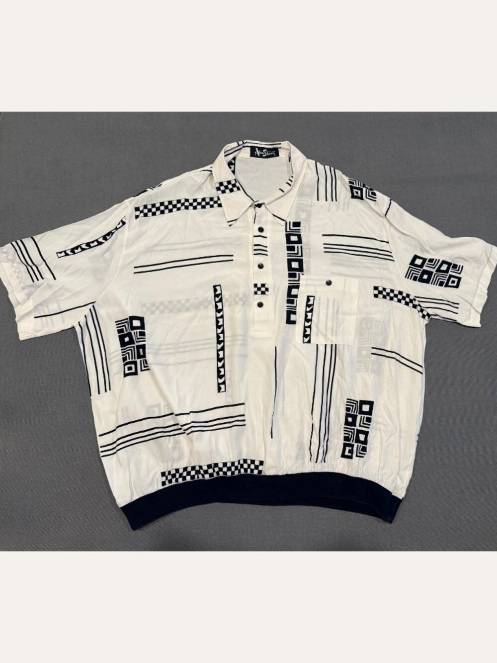 Vintage Alan Stuart USA Made Rayon Shirt Black White Geometric 80s 90s